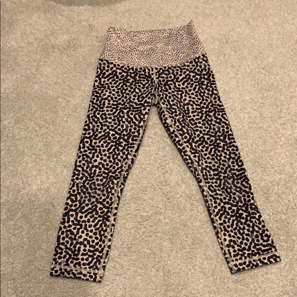 Lululemon leopard print high waist yoga pants